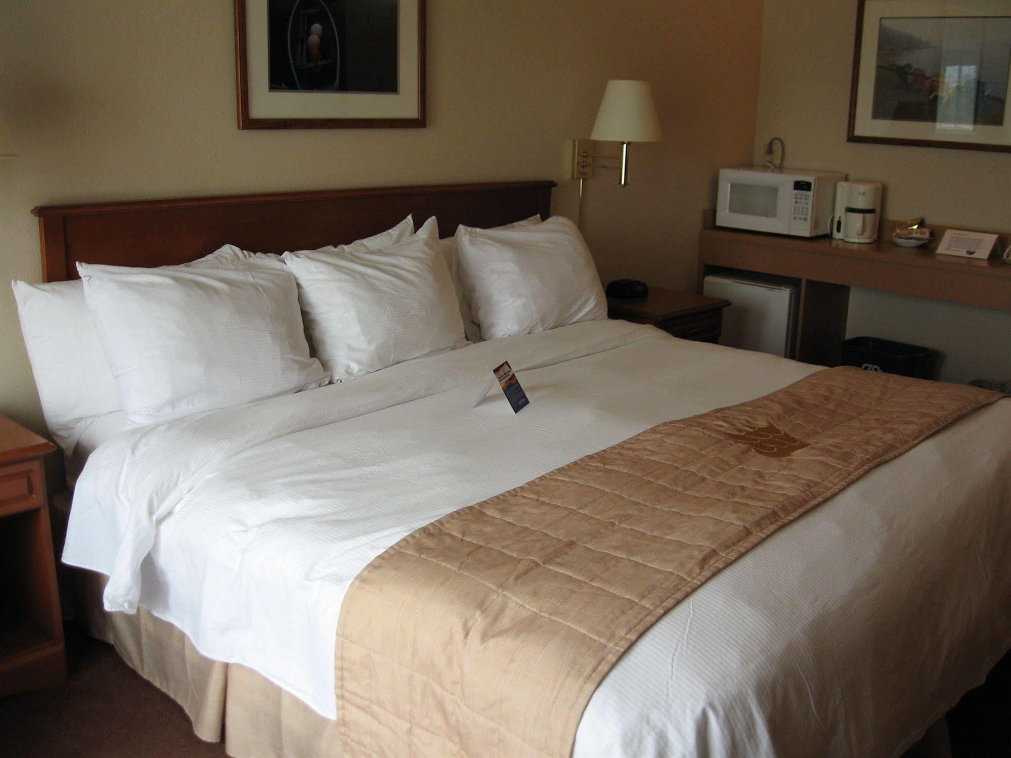 Coastal Inn Halifax - Bayers Lake Timberlea Eksteriør billede